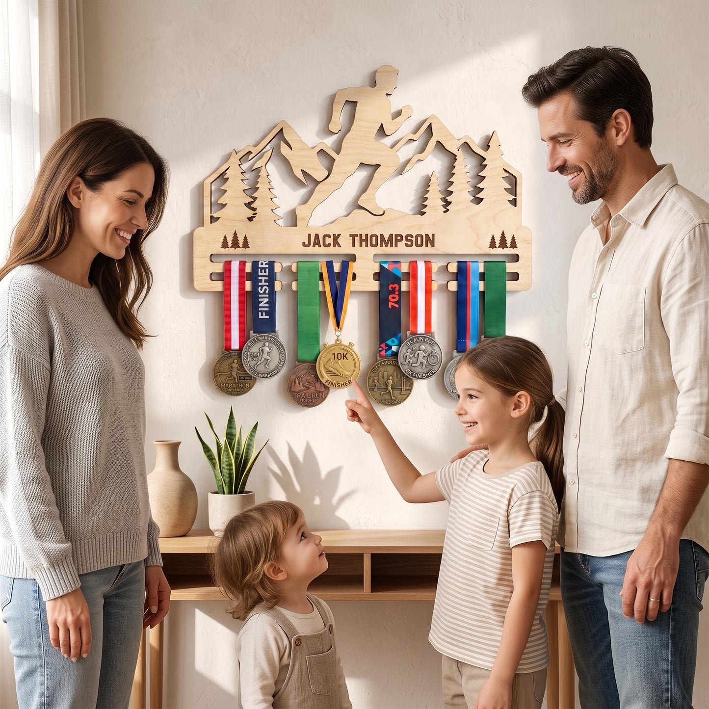 Trail Runner Medal Display Wood – Personalized Mountain Race Medal Rack