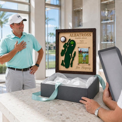 Albatross Golf Gift – Golf Eagle Plaque, 3D Course Map Golf Ball Display