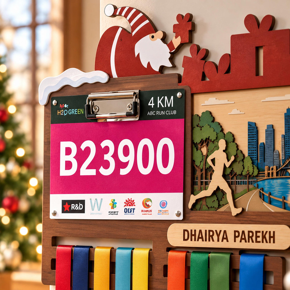 Christmas medal display for runners – bib clip and runner close-up