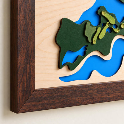 Golf simulator room decor course map – frame corner and layered water detail