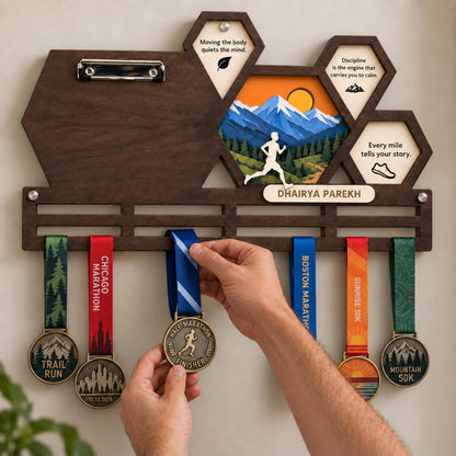 Hexagon race bib and medal holder – hanging a medal on the rail
